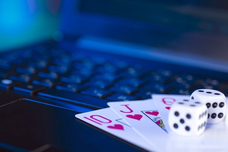 Pemain menggunakan perangkat mobile untuk menikmati beragam permainan live casino dengan nyaman